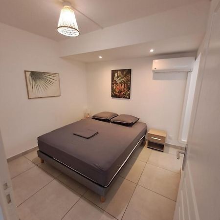 Logement Cosy T2, Centre Ville De Saint-Pierre Saint Pierre Exterior foto